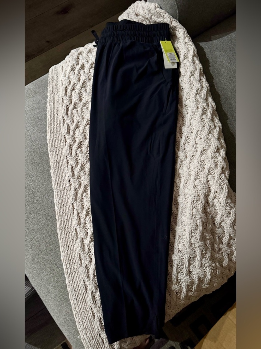 All in Motion Women’s Woven Tapered Pants – XXL Regular NWT